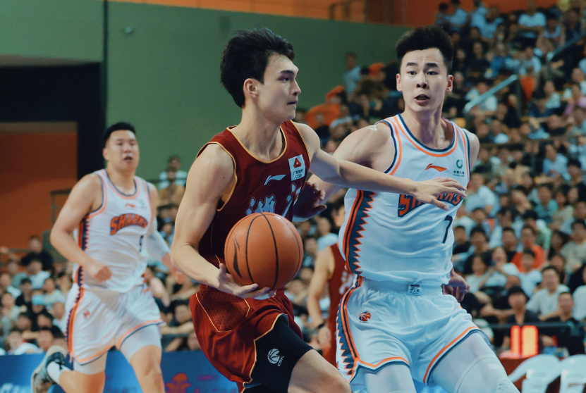 包含塞尔维亚男篮强势凯尔特人，乔治·希尔统治全场的词条