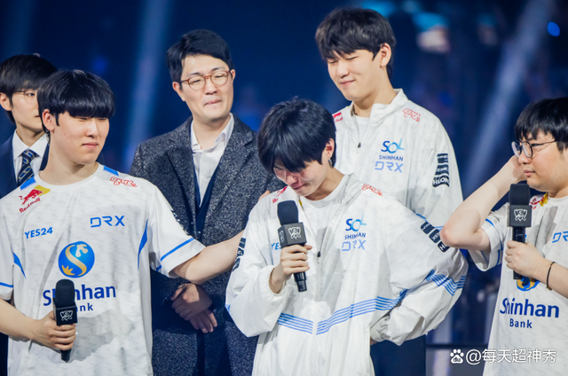 WBG横扫RGE,Deft送出助攻 WBG横扫RGE,Deft送出助攻