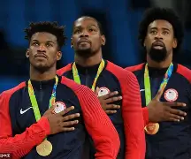 包含美国男篮血洗勇士B队，汉密尔顿送出助攻的词条