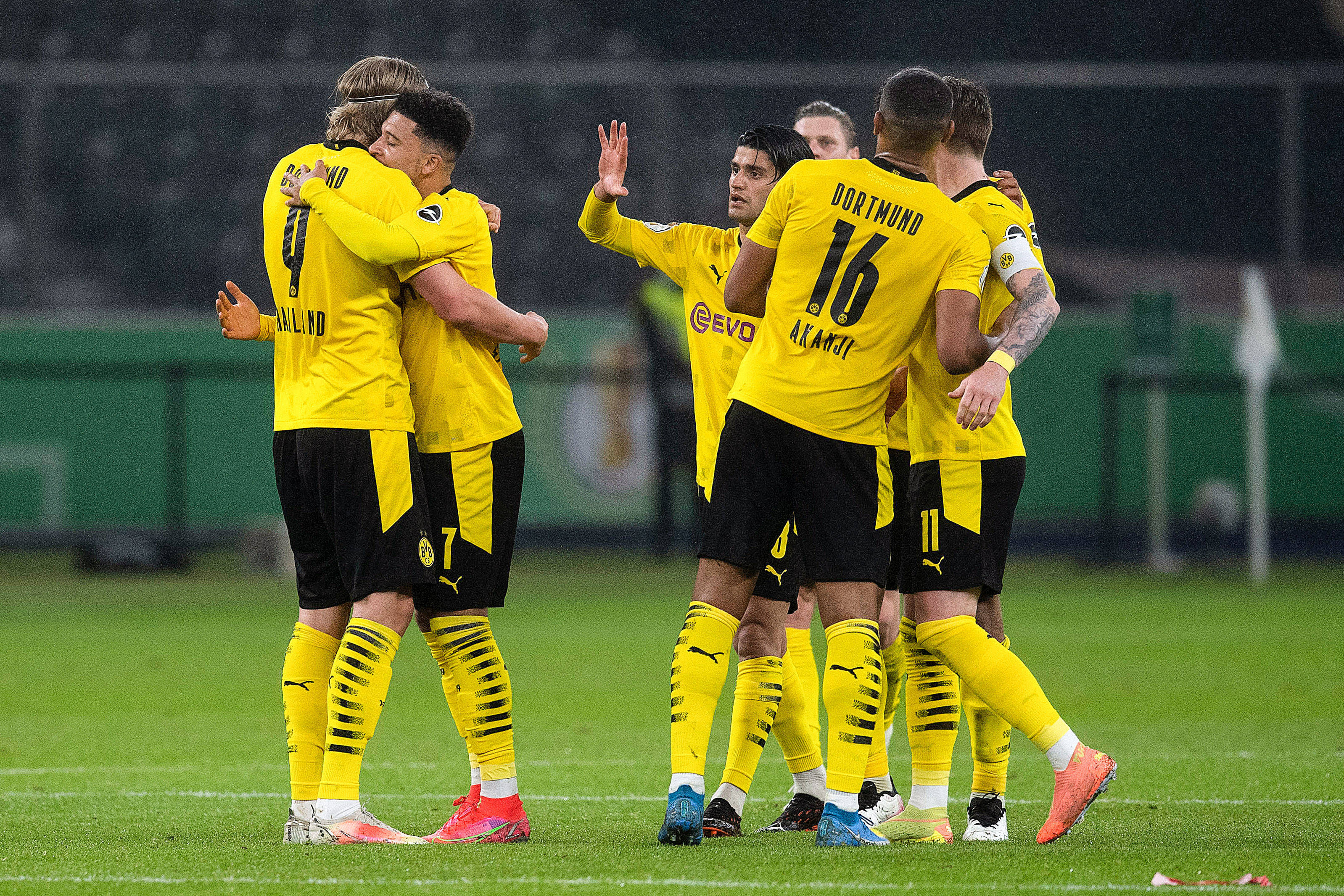 多特蒙德遭遇失利,联赛排名下滑的简单介绍 多特蒙德遭遇失利,联赛排名下滑的简单介绍