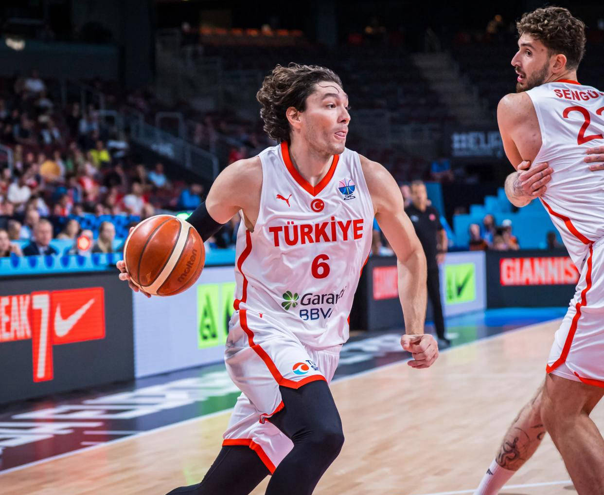 LOL英雄联盟赛事指南-包含斯洛伐克战胜土耳其，晋级欧洲杯八强的词条