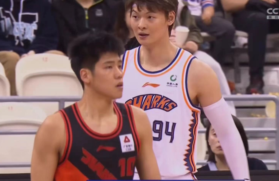 LOL英雄联盟赛事指南-两队势均力敌，展开白热化对抗的简单介绍