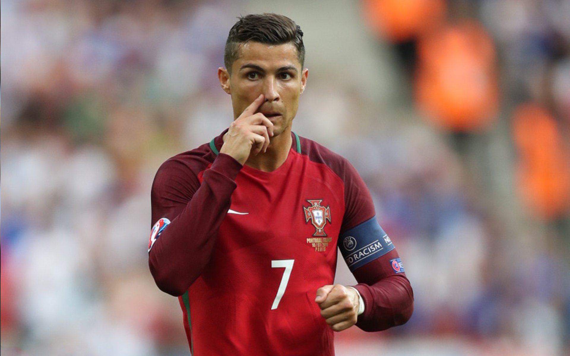 LOL电竞动态-独行侠收割尼克斯背后，保罗如何一手掌控比赛走势？